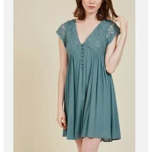 SHE & SKY Lace Mini Dress V-Neck Button Front Cap Sleeve Teal Blue Size Medium